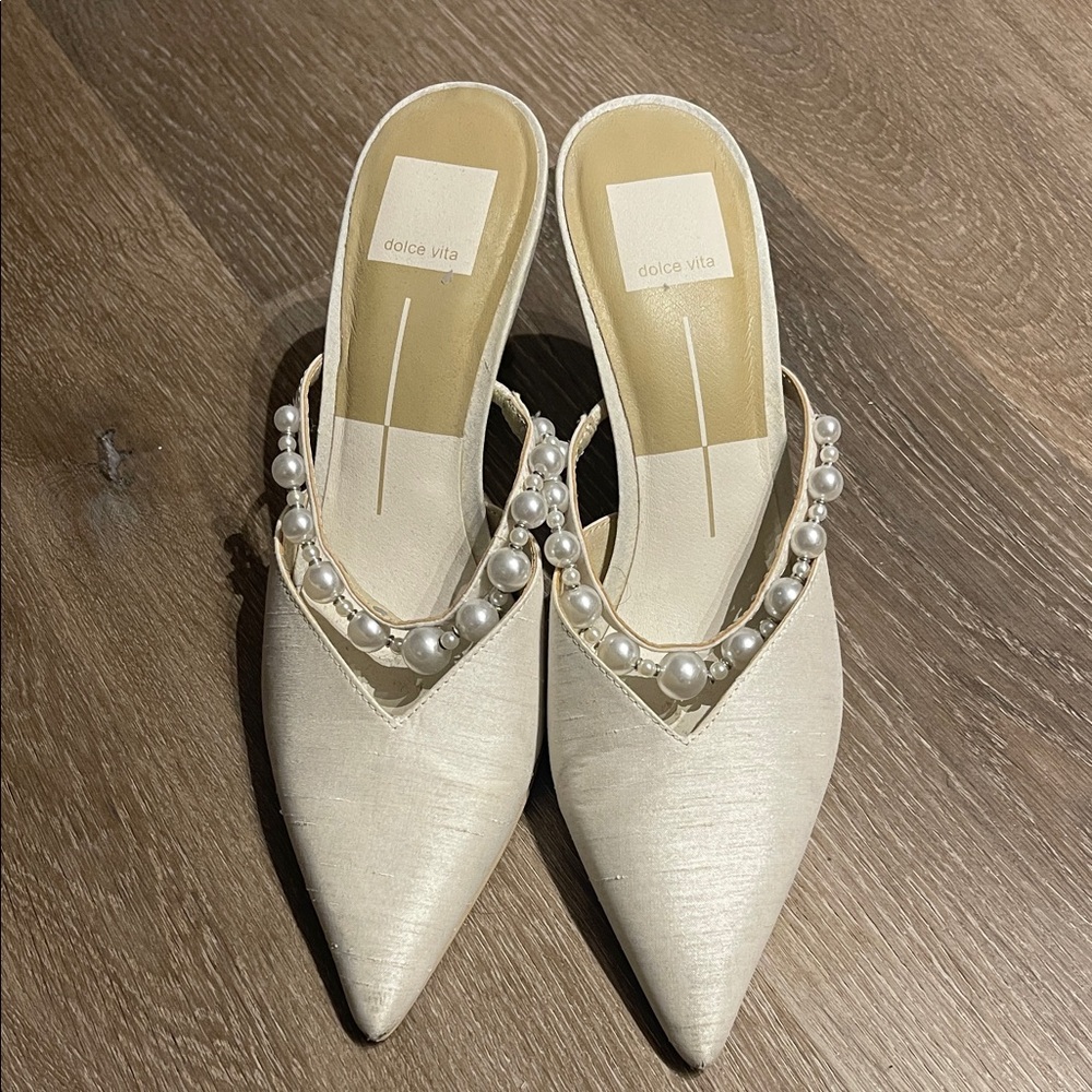 Dolce Vita Women's Ivory Pearl Adorned Mules